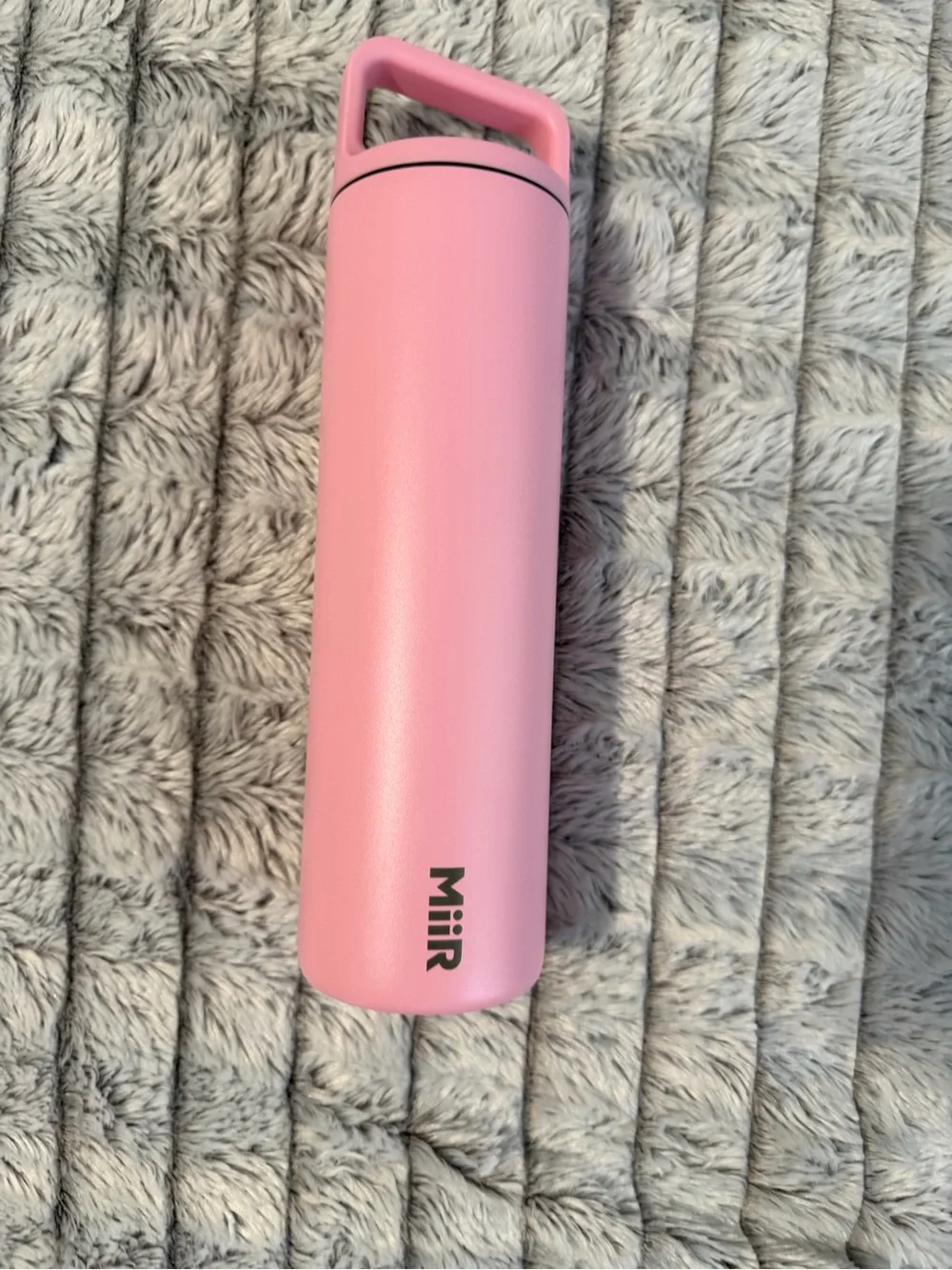 ✨🍓 NWT 2026 Starbucks x Miir 'Pink Drink' Strawberry SS 20oz Water Bottle